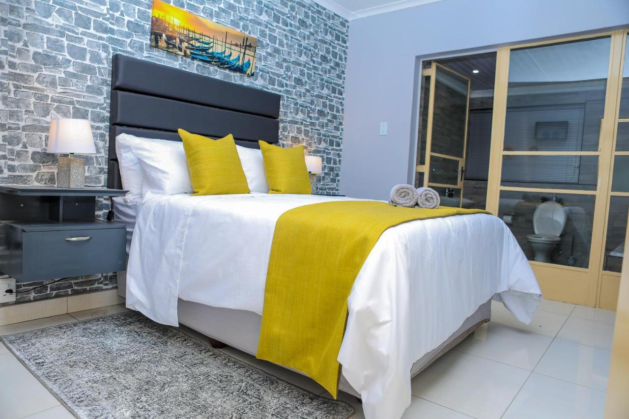 Delux Guesthouse Volksrust المظهر الخارجي الصورة