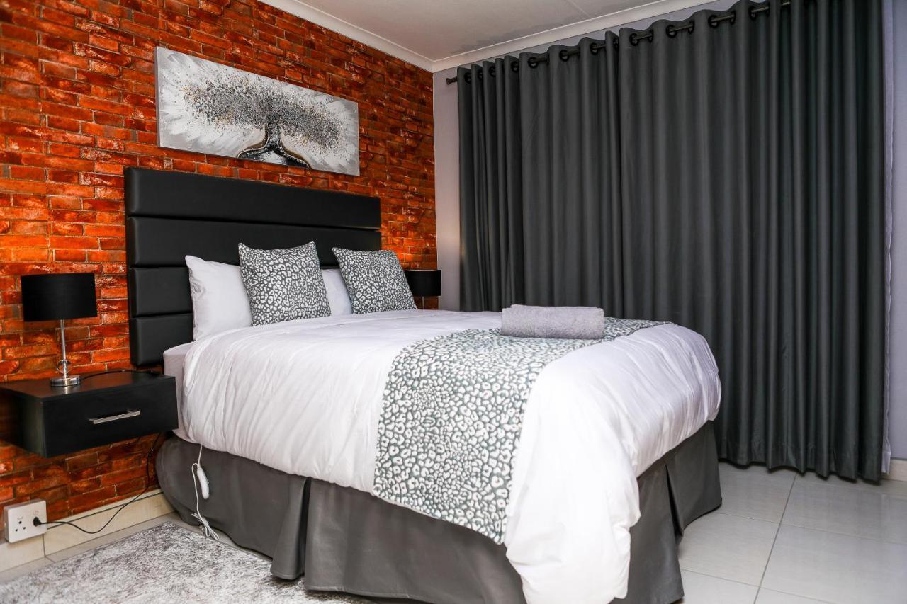 Delux Guesthouse Volksrust المظهر الخارجي الصورة